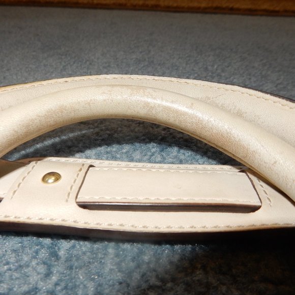 Coach eyelet purse - Picture 13 of 15